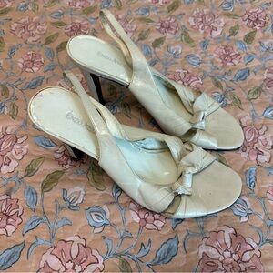 Vintage Enzo Angiolini 1990s Cream Slingback Women’s Heels